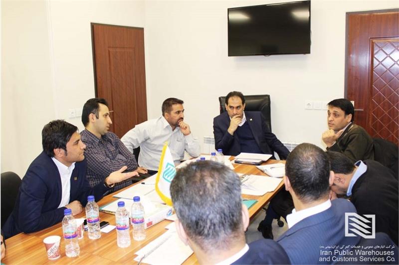 برپایی جلسه بررسی فرآیندهای عملیاتی شعب مجتمع خراسان